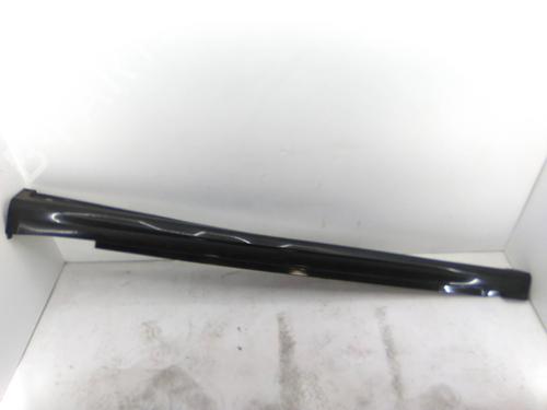 Used Left sideskirt Left sideskirt 19832266 19832266