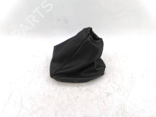 Used Shift knob Shift knob FORD FOCUS I (DAW, DBW) 1.8 Turbo DI / TDDi (90 hp) 19832519 19832519