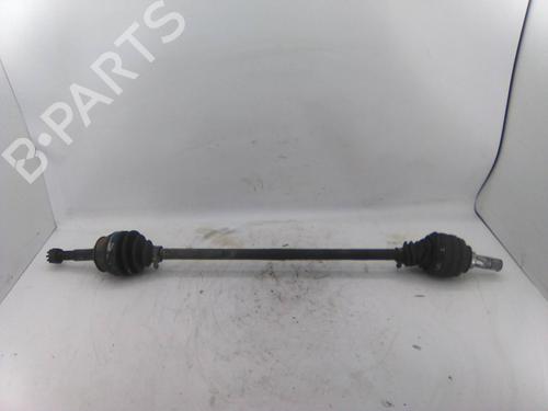 Used Right front driveshaft Right front driveshaft OPEL CORSA A Hatchback (S83) 1.2 S (F08, M08, F68, M68) (55 hp) 19832618 19832618