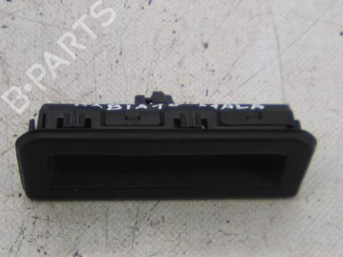 Used Tailgate handle Tailgate handle SKODA FABIA III (NJ3) 1.0 TSI (95 hp) 20598765 20598765