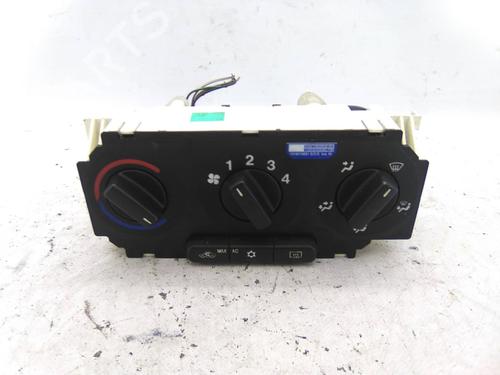 Used Climate control Climate control 19833756 19833756