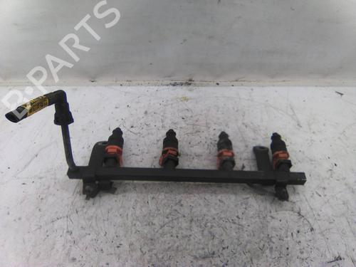 Used Injection rail Injection rail CHEVROLET AVEO / KALOS Hatchback (T200) 1.2 (72 hp) 19833833 19833833