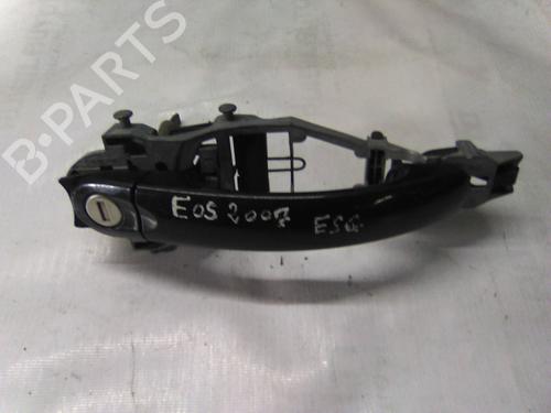 Used Front left exterior door handle Front left exterior door handle 19833931 19833931