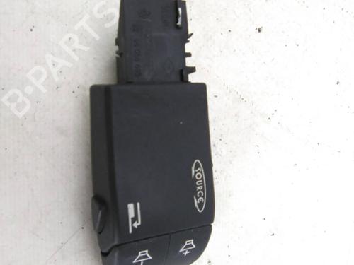 Used Steering wheel controls Steering wheel controls 19834503 19834503