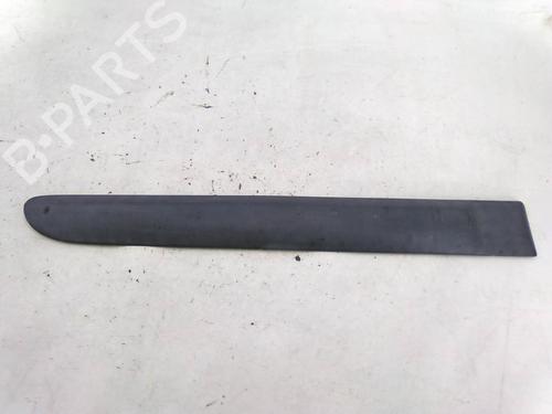 Dørliste Dørliste RENAULT CLIO II (BB_, CB_) 1.2 16V (BB05, BB0W, BB11, BB27, BB2T, BB2U, BB2V, CB05,... (75 hp) 19834498 19834498