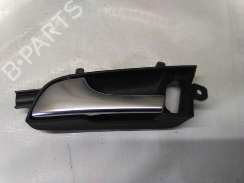 Used Front left interior door handle Front left interior door handle AUDI A3 (8P1) 1.6 TDI (90 hp) 19834572 19834572