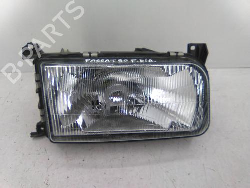 Used Right headlight Right headlight VW PASSAT B3/B4 (315, 3A5) 1.9 TD (75 hp) 22952556 22952556