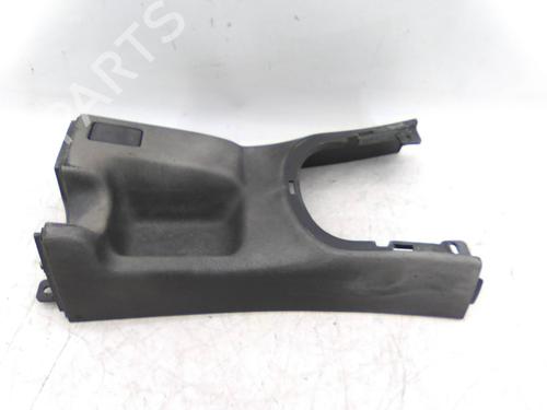Used Middle console Middle console SUBARU IMPREZA Estate (GF) 1.6 i AWD (GF4) (90 hp) 19835114 19835114