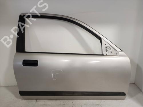 Used Right front door Right front door 23198015 23198015