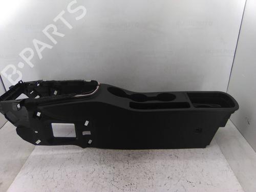 Used Middle console Middle console OPEL ASTRA J (P10) 1.4 (68) (100 hp) 19835557 19835557