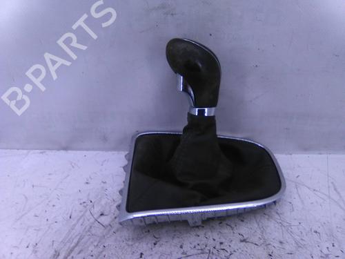 Used Shift knob Shift knob OPEL ASTRA J (P10) 1.4 (68) (100 hp) 19835558 19835558