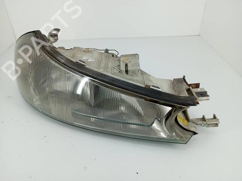 Used Right headlight Right headlight FORD MONDEO II (BAP) 1.8 TD (90 hp) 31068838 31068838