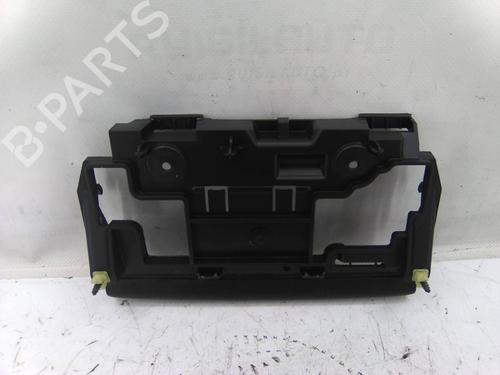 Used Middle console Middle console PEUGEOT 208 I (CA_, CC_) 1.2 THP 110 (110 hp) 19837460 19837460