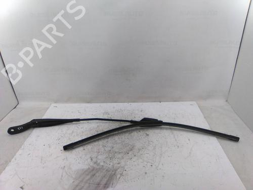 Used Front windshield wiper arm Front windshield wiper arm PEUGEOT 208 I (CA_, CC_) 1.2 THP 110 (110 hp) 19837530 19837530