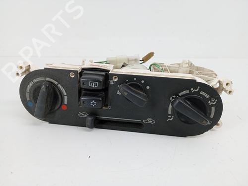 Used Climate control Climate control MITSUBISHI COLT V (CJ_, CP_) 1300 GL,GLX (CJ1A) (75 hp) 31908223 31908223