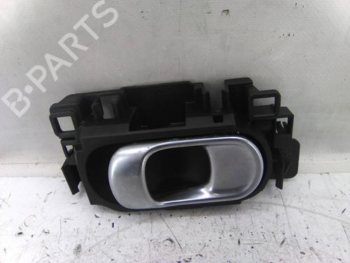 Used Rear left interior door handle Rear left interior door handle CITROËN C3 III (SX) 1.6 BlueHDi 100 (99 hp) 19837787 19837787