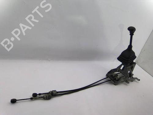 Used Gear lever Gear lever RENAULT MASTER II Bus (JD) 2.5 dCi (JD01, JD0Y, JD11, JD1W, JD1Y) (146 hp) 19837927 19837927