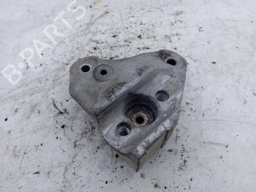 Used Gearbox mount Gearbox mount 19837947 19837947