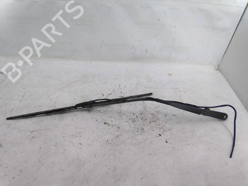 Used Front windshield wiper arm Front windshield wiper arm RENAULT MASTER II Bus (JD) 2.5 dCi (JD01, JD0Y, JD11, JD1W, JD1Y) (146 hp) 19838023 19838023