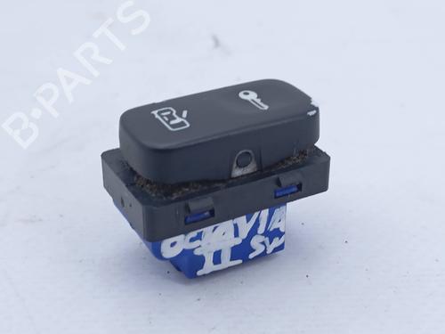 switch-skoda-octavia-ii-combi-1z5-2004-2005-2006-2007-2008-2009-2010-2011-2012-2013-28425679 main image