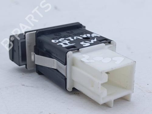 Switch SKODA OCTAVIA II Combi (1Z5) 1.9 TDI | BP28425680I30 - Image 2