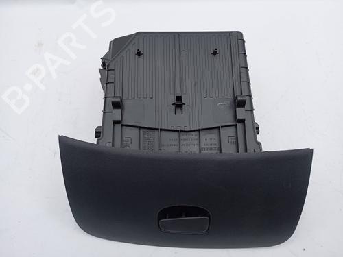 Used Glove box Glove box 19838577 19838577