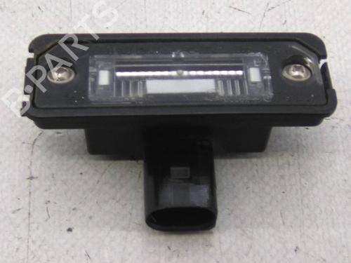 Used Licence plate light Licence plate light VW POLO IV (9N_, 9A_) 1.9 TDI (101 hp) 22946327 22946327