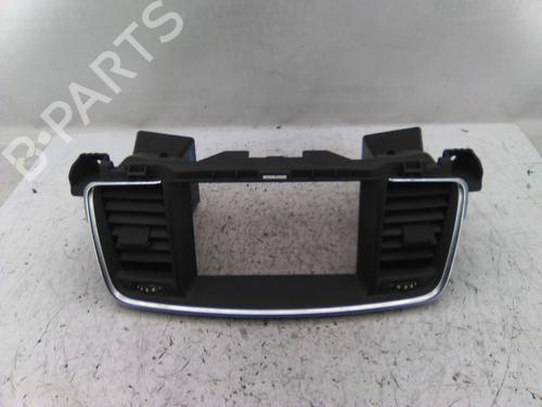 Used Air vent Air vent 22938282 22938282