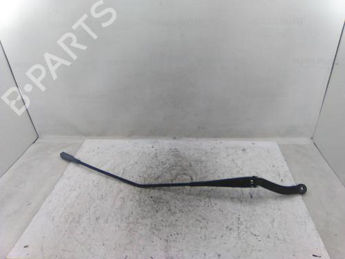 Used Front windshield wiper arm Front windshield wiper arm 19839073 19839073