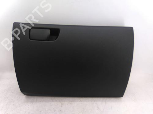 Used Glove box Glove box 19839191 19839191