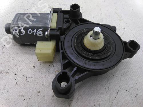 Used Left front window motor Left front window motor AUDI A3 (8V1, 8VK) 2.0 TDI (150 hp) 22938393 22938393
