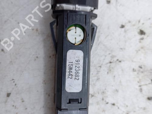 Warning switch VOLVO V40 Hatchback (525) D2 | BP19839265I22 - Image 3