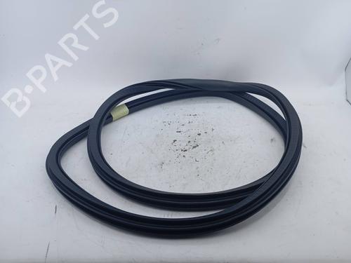 Used Rubber door seal Rubber door seal VOLVO V40 Hatchback (525) D2 (114 hp) 21288627 21288627