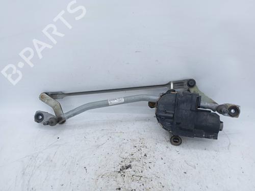 Used Front wiper motor Front wiper motor VOLVO V40 Hatchback (525) D2 (114 hp) 19839285 19839285