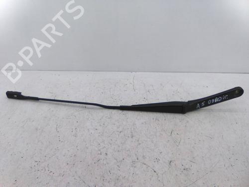 Used Front windshield wiper arm Front windshield wiper arm 19839555 19839555