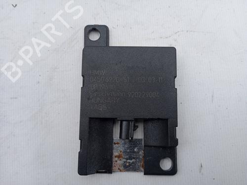 Used Electronic module Electronic module MINI MINI (R56) Cooper S (184 hp) 19839894 19839894