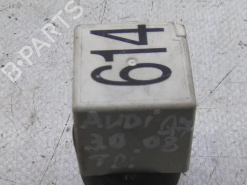 Used Switch Switch AUDI Q7 (4LB) 3.0 TDI quattro (233 hp) 19840171 19840171