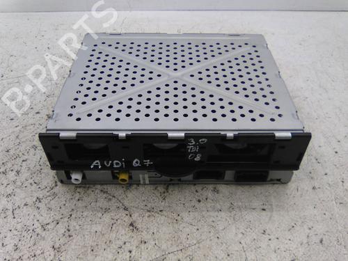 Used Radio Radio AUDI Q7 (4LB) 3.0 TDI quattro (233 hp) 19840239 19840239