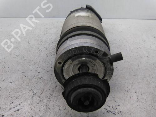 Used Right rear shock absorber Right rear shock absorber 19840317 19840317