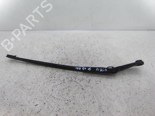 Used Front windshield wiper arm Front windshield wiper arm 19840371 19840371