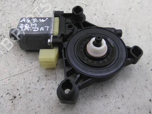 Used Right rear window motor Right rear window motor AUDI A4 B9 (8W2, 8WC) 2.0 TDI (136 hp) 22946512 22946512