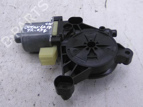 Used Left rear window motor Left rear window motor SKODA OCTAVIA III Combi (5E5, 5E6) 2.0 TDI (150 hp) 22949188 22949188