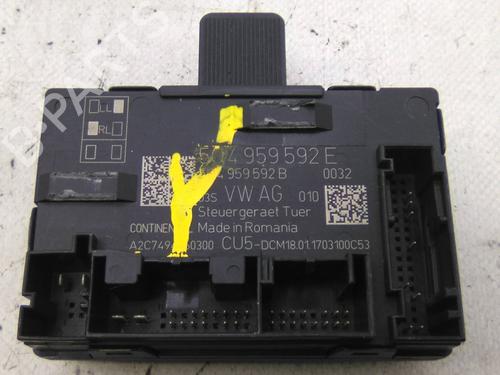 Used Electronic module Electronic module SKODA OCTAVIA III Combi (5E5, 5E6) 2.0 TDI (150 hp) 22949190 22949190