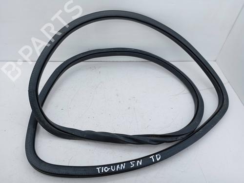 Gummiliste Gummiliste VW TIGUAN VAN (5N_) 2.0 TDI 4motion (5N1, 5N2) (140 hp) 36225375 36225375
