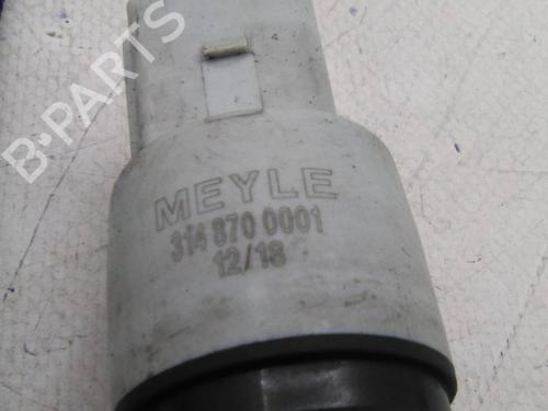 Washer pump BMW X5 (E70) xDrive 35 d | BP24648560E24 - Image 2