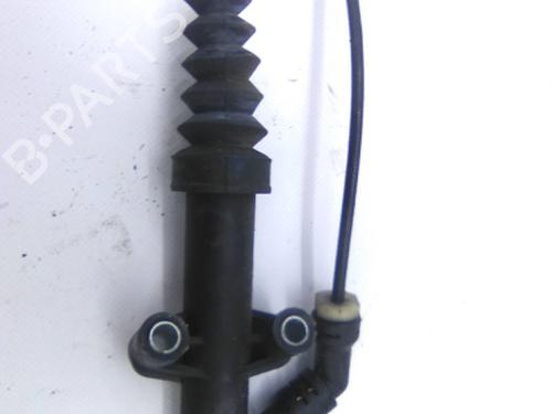 Used Clutch slave cylinder Clutch slave cylinder PEUGEOT 208 I (CA_, CC_) 1.4 HDi (68 hp) 19840694 19840694