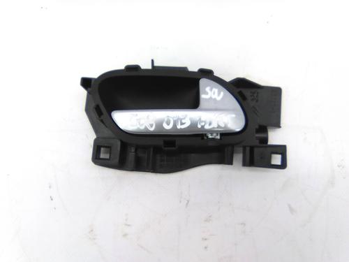 Used Rear right interior door handle Rear right interior door handle 22946758 22946758