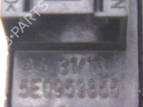 Switch SKODA OCTAVIA III Combi (5E5, 5E6) 1.6 TDI | BP22435733I30 - Image 6