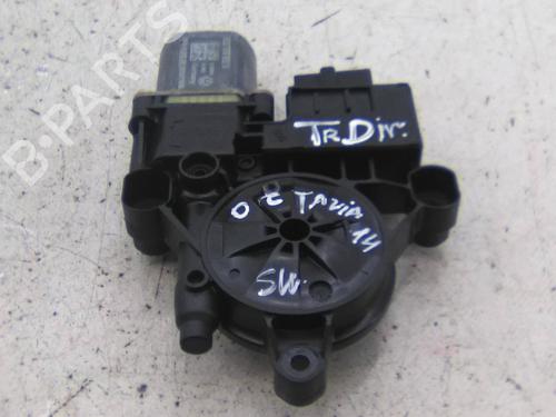 Used Right rear window motor Right rear window motor SKODA OCTAVIA III Combi (5E5, 5E6) 1.6 TDI (90 hp) 22407345 22407345