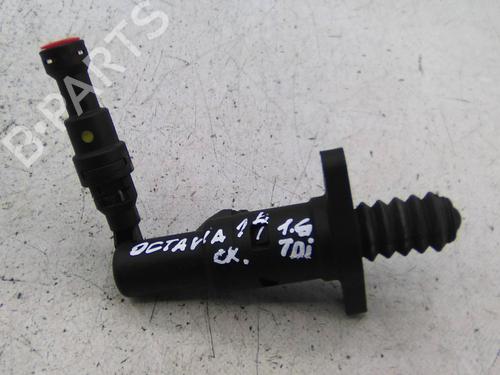 Used Clutch slave cylinder Clutch slave cylinder SKODA OCTAVIA III Combi (5E5, 5E6) 1.6 TDI (90 hp) 22423481 22423481
